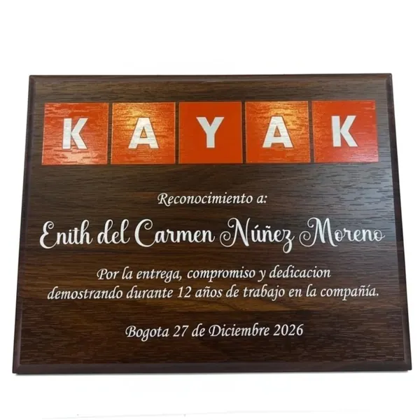 Placa de Reconocimiento en Madera Brown 24x31cm