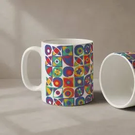 Mug sublimado con diseño geométrico